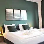 Appartement Grosse 6 Personen I Balkon I Zentral I Boxspringbett I Wifi *