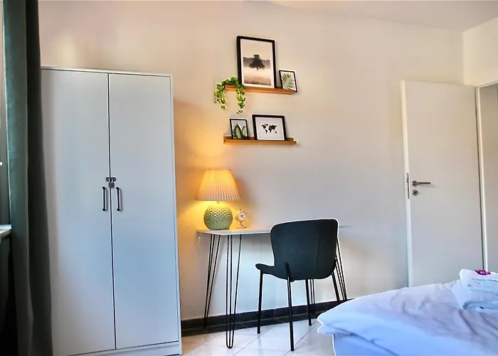 Grosse 6 Personen I Balkon I Zentral I Boxspringbett I Wifi