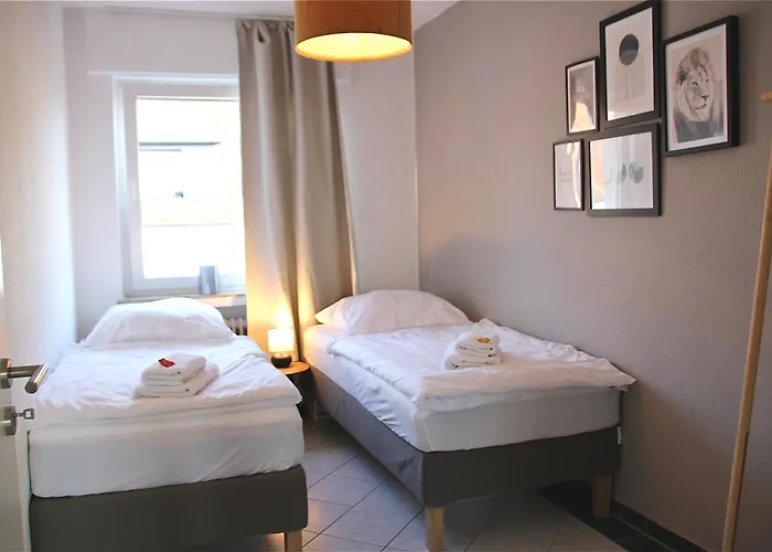 Grosse 6 Personen I Balkon I Zentral I Boxspringbett I Wifi Apartamento Hamm (North Rhine-Westphalia)